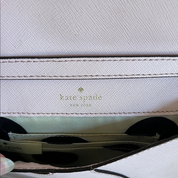 Kate Spade Pink Crossbody Bag with Gold Chain - Picture 3 of 6